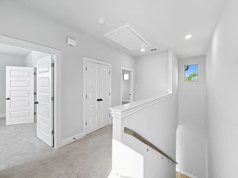 9525 Thorncrown Ln — Photo 21