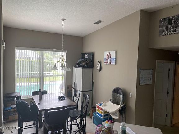 5th image of 6760 Calistoga Cir