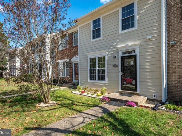 3426 Wood Creek Dr, Suitland, MD 20746