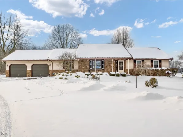 1037 Atkins Rd, Geneva, OH 44041