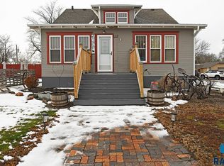 624 Main St, Pukwana, SD 57370