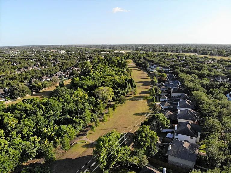 2218 Cypress Run Dr — Photo 22