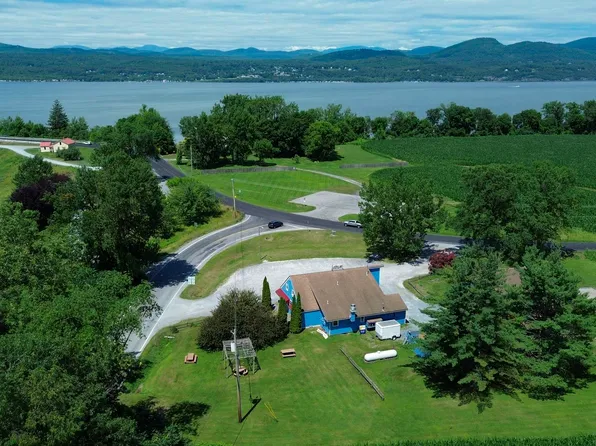 8013 VT-17 Route, Addison, VT 05491