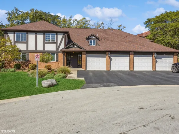 20 Sauk Trl APT 4, Indian Head Park, IL 60525