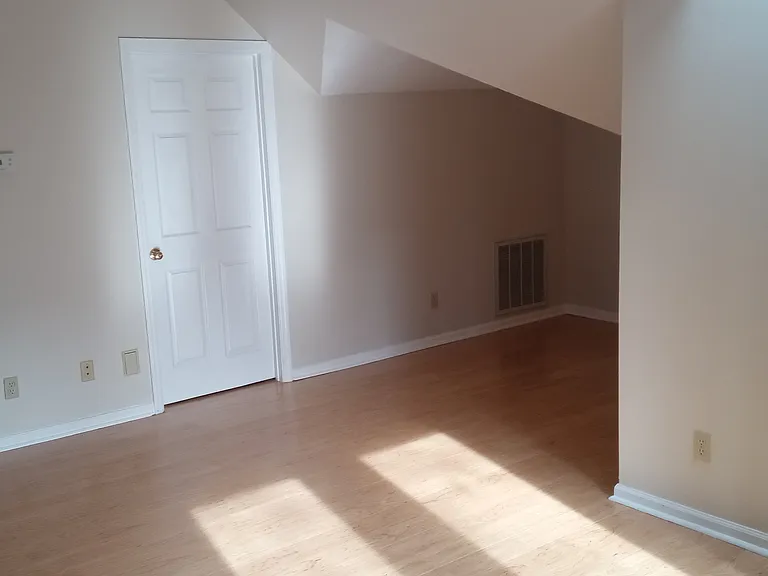 700 Fairway Dr #1 — Photo 6