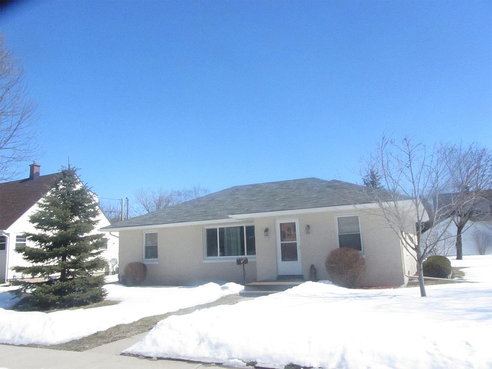 2nd image of 1252 Spruce St