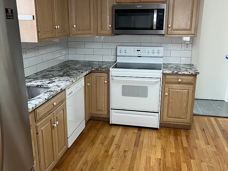 149 New Haven Ave — Photo 15