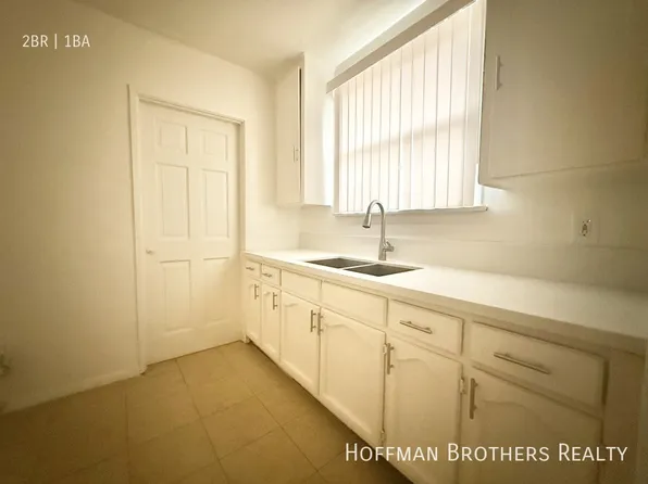 1631 S Bronson Ave Unit 1/4, Los Angeles, CA 90019