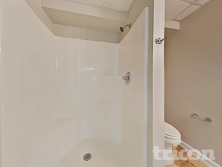1516 Maple Ridge Dr — Photo 22