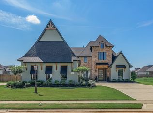 640 Caledonia Dr, Bossier City, LA 71111