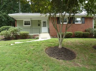 1403 Desale St SW, Vienna, VA 22180