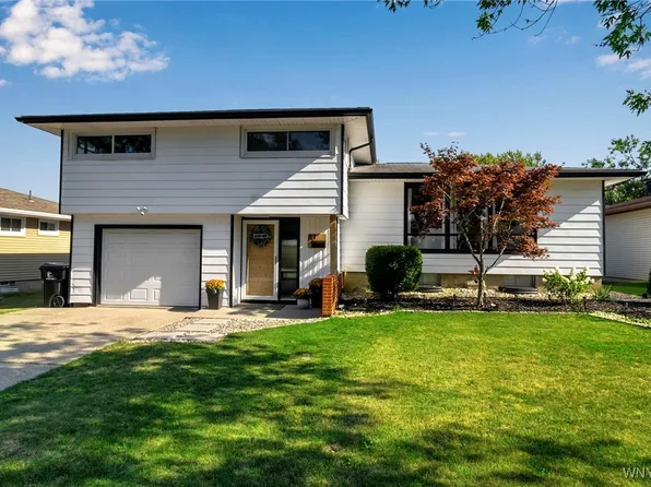 83 Millwood Dr, Tonawanda, NY 14150