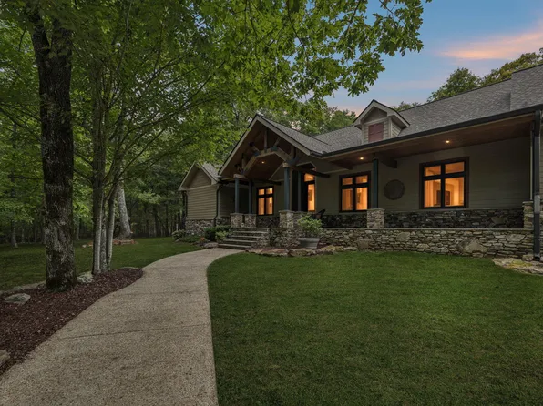 185 Reflection Dr, Dunlap, TN 37327