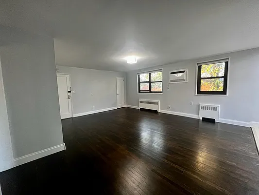 Sold by Remax 1st Choice | media 6