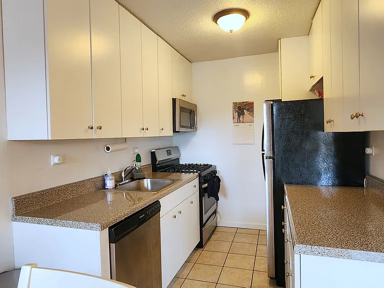 175 W 90th St #15F — Photo 2