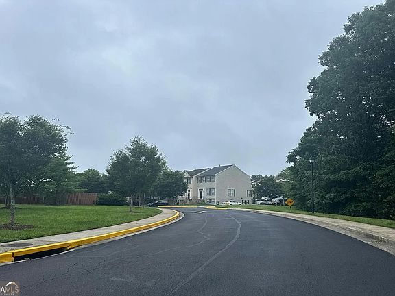 4th image of 2503 Blue Water Blvd