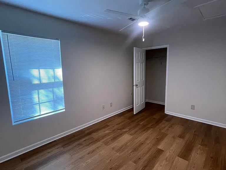 1624 Pineburr Ln — Photo 8