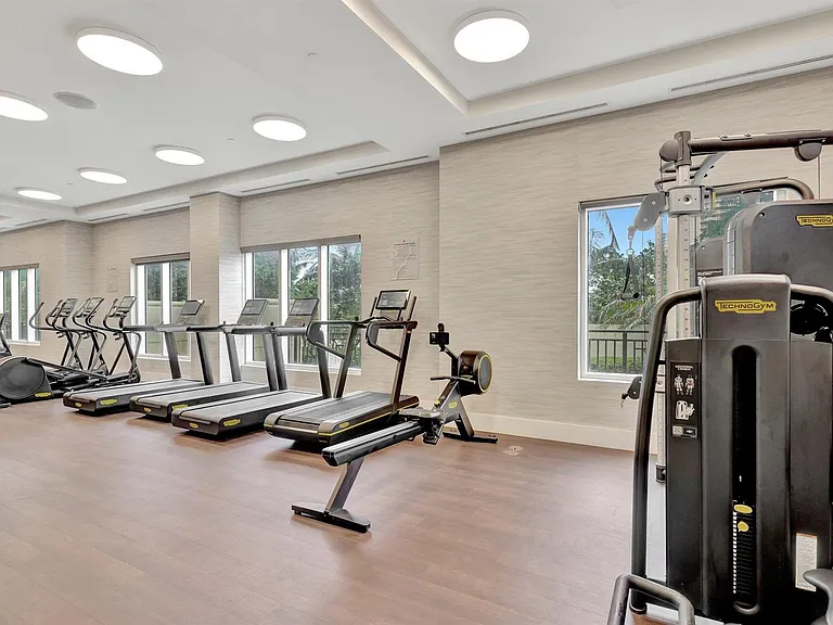 3800 N Ocean Dr #2050 — Photo 30