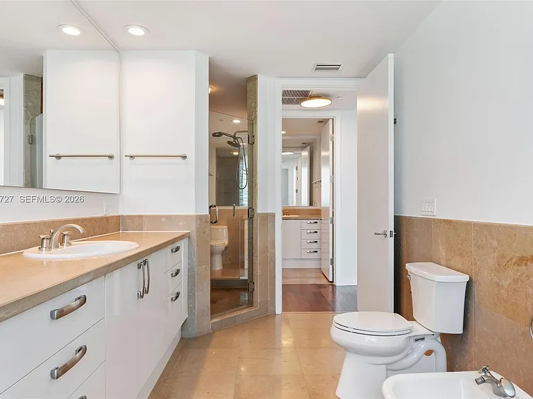 5959 Collins Ave #1101 — Photo 14