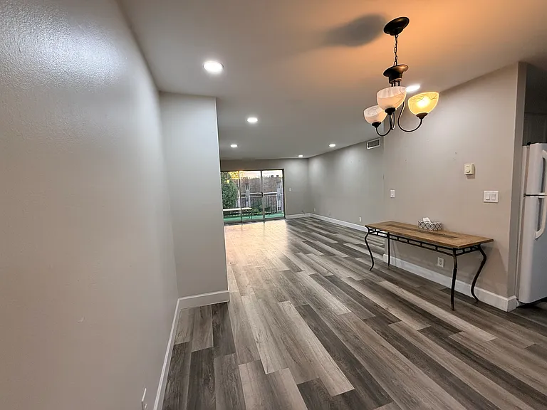 1636 Mars Hill Dr — Photo 8