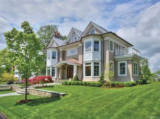 145 Gower Rd #R, New Canaan, CT 06840