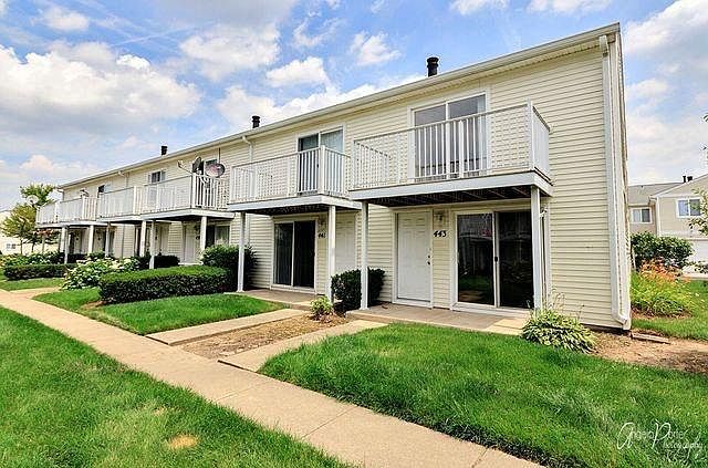 1st image of 443 Meadow Green Ln