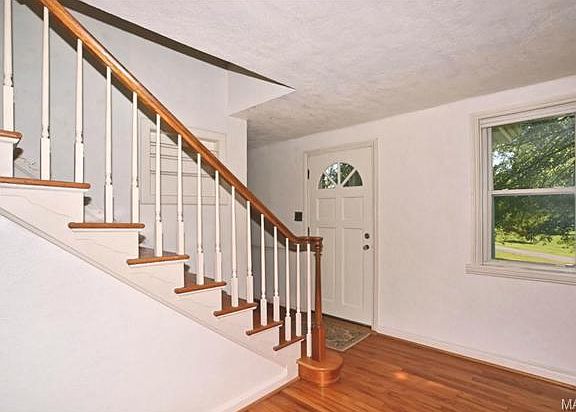 5th image of 5127 Ivondale Ln