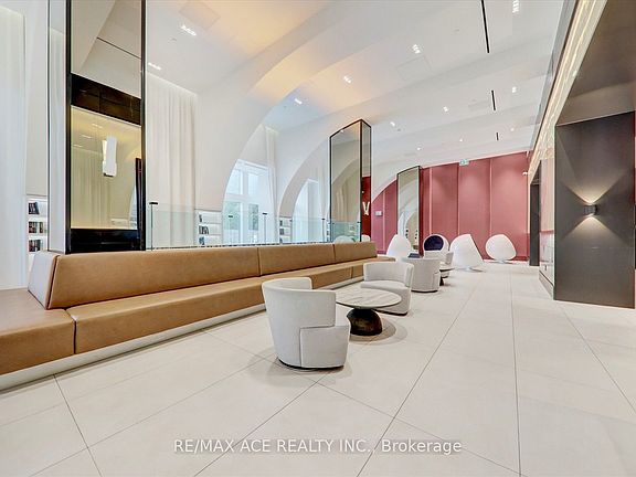 4th image of 2033 Kennedy Rd #515
