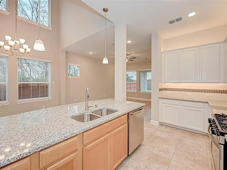 10738 Bridgeport Path Ct — Photo 9