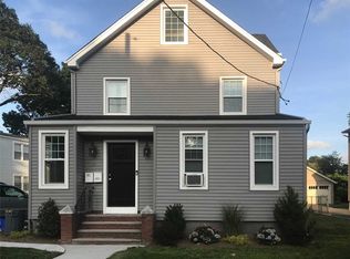 89 Liberty Ave, Rockville Centre, NY 11570
