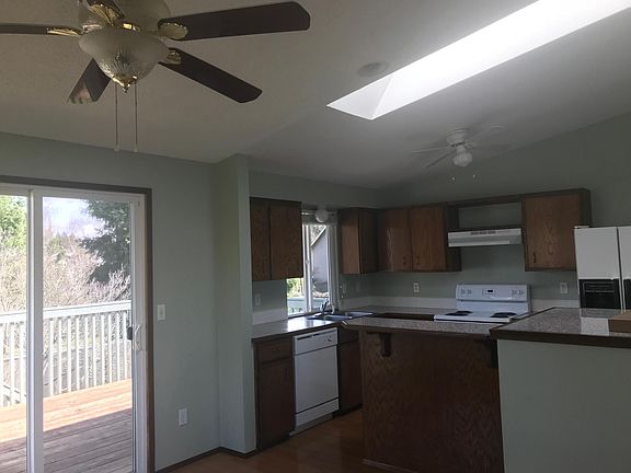 3rd image of 9903 75th St SW