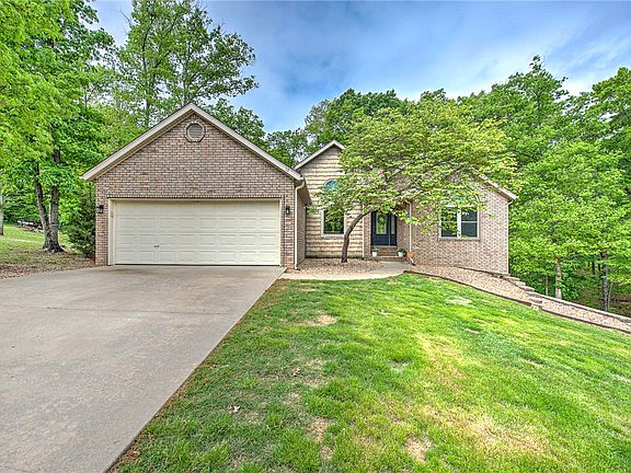 2nd image of 17 Webbly Ln