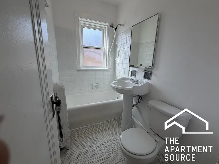 3912 W Argyle St #3A — Photo 8