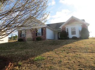 213 Sunlight Cv, Temple, GA 30179