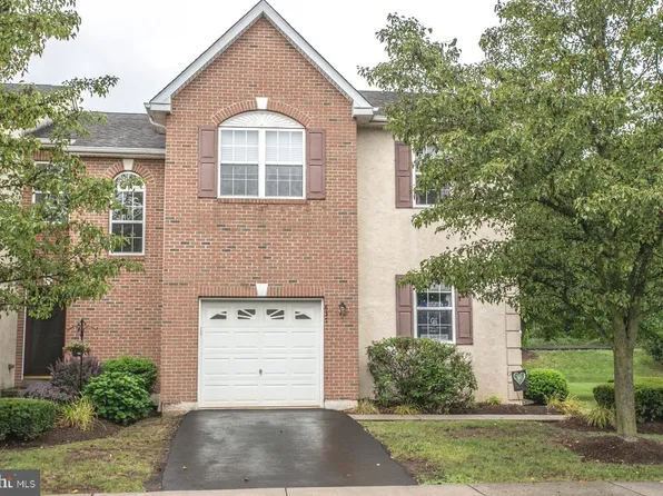 837 Carrington Dr, Red Hill, PA 18076