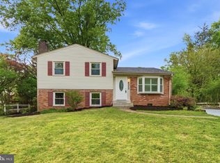 4312 Lees Corner Rd, Chantilly, VA 20151