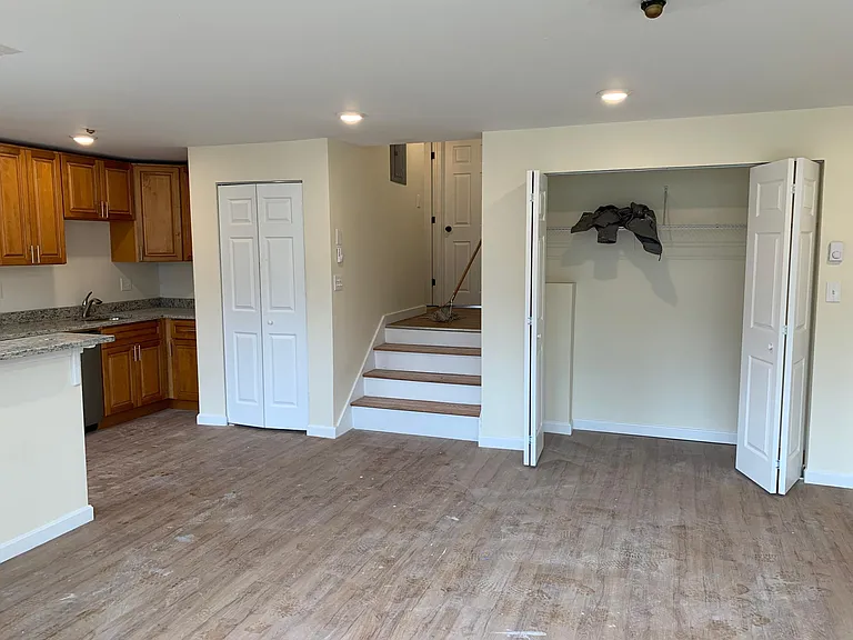 Windjammer Cove — Photo 8