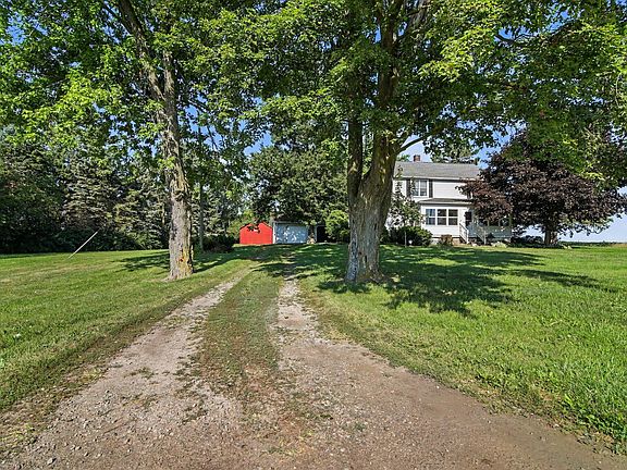 2nd image of 3015 Dennison Rd