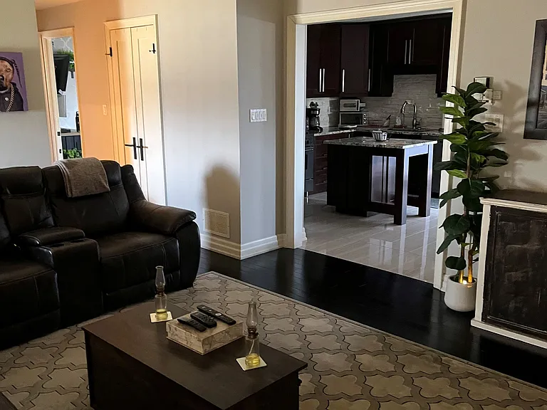 56 Stephen Dr — Photo 6