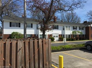2948 Pease Dr APT 104, Rocky River, OH