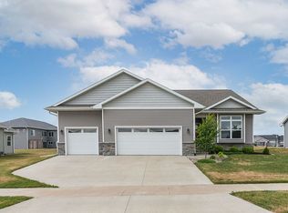 1870 Stone Creek Cir, North Liberty, IA 52317