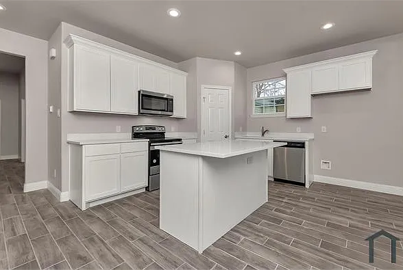 5836 Caballo St — Photo 13