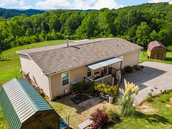 2114 Peach Orchard Rd, Culleoka, TN 38451