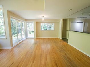 4146 Virginia Cres, North Vancouver, BC V7R 3Z6