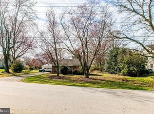 2517 Ross St, Alexandria, VA 22306