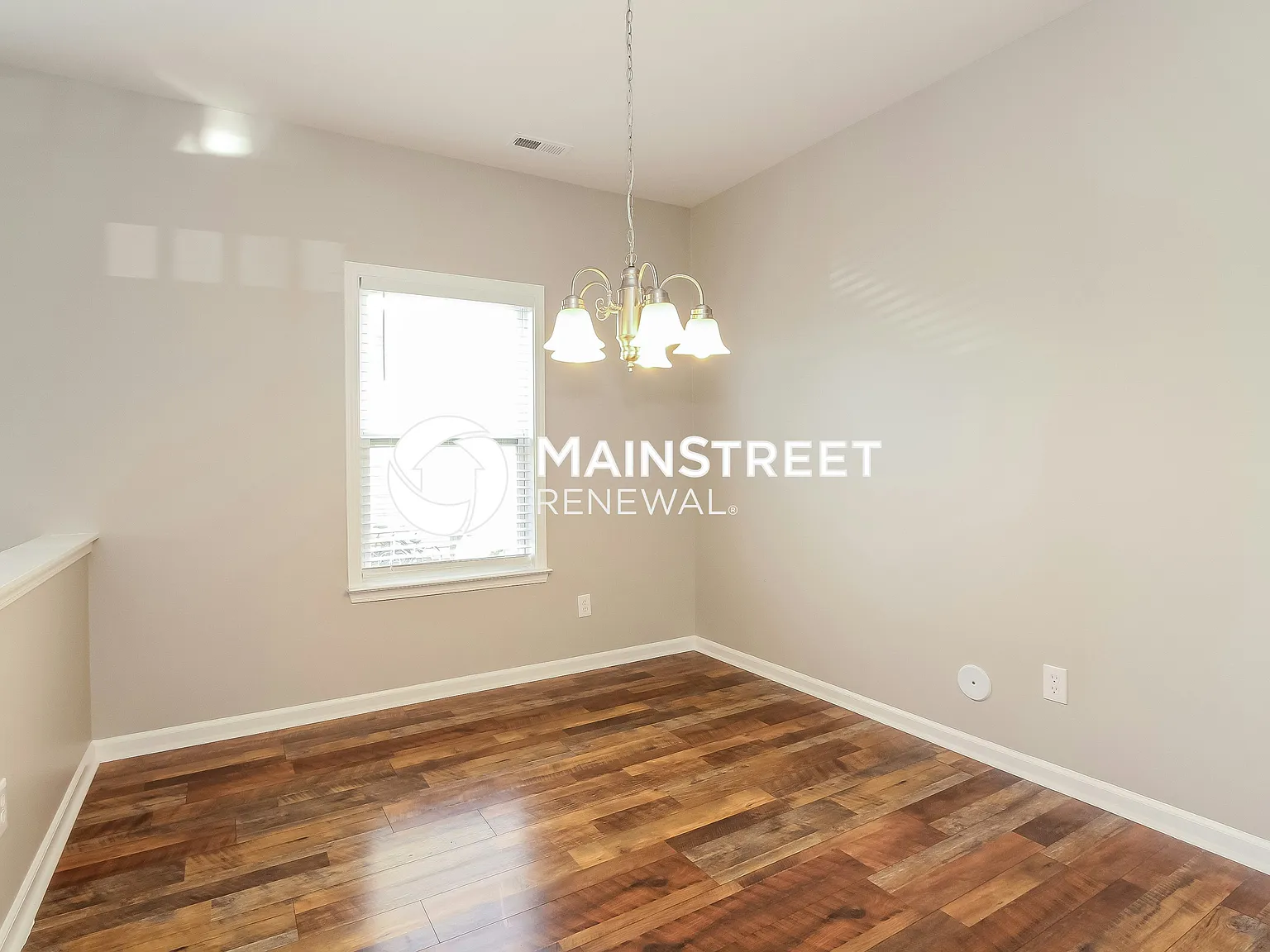 118 W Cavendish Dr — Photo 4