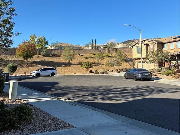 3rd image of 37412 Butternut Ln