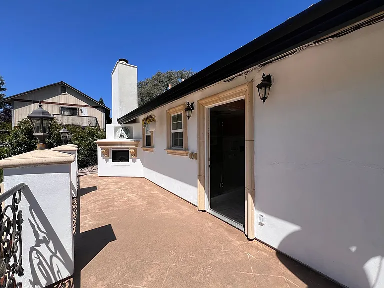 912 Yosemite Ln — Photo 34