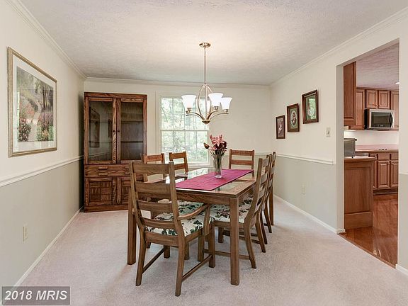 4th image of 2972 Treadwell Ln