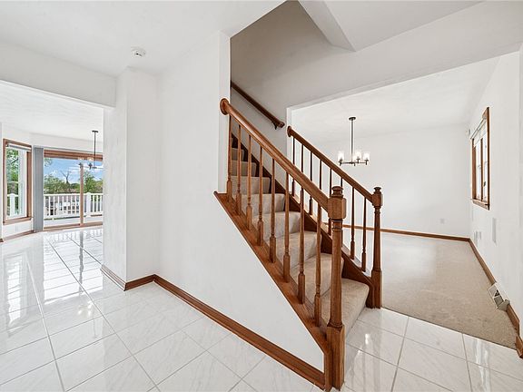 3rd image of 129 Dolores Dr